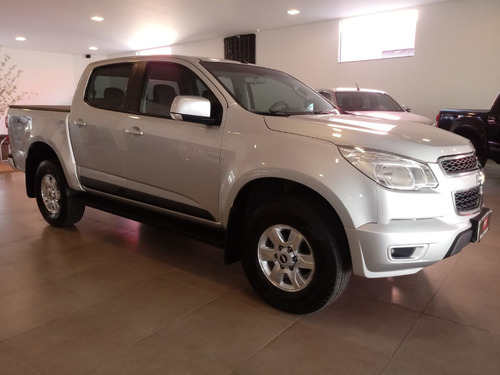 Imagem 2 de 10 de S10 Dupla Lt 2.8 4x4 Automática 2014/2014 Prata