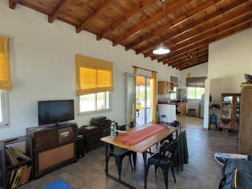 Imagen 8 de 25 de Alquiler Temporario - Casa Quinta Con Jardín Parquizado De 2000m2 - Minuanes Barrio Abadia