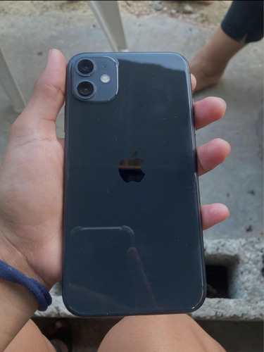 iPhone 11 (Usado)