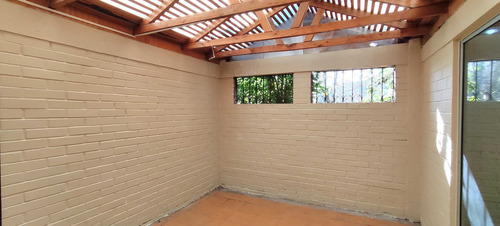 Vendo Casa 4d+2b En Condominio, Puente Alto (94725)