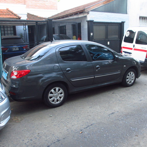 Peugeot 207 1.4 Sedan Allure Hdi 70cv