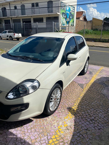 Fiat Punto 1.6 16v Essence Flex Dualogic 5p