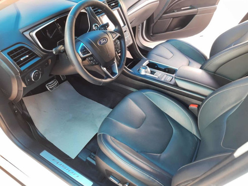 Imagen 11 de 12 de Ford Fusion 2018 2.0 Titanium At