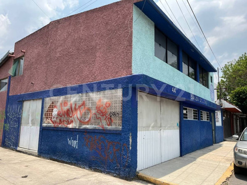Renta De Local En Los Reyes, Tutltitlán, Estado De México.