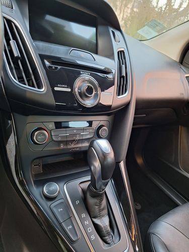 Ford Focus III 2.0 Titanium At6