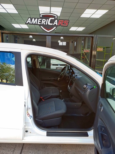 Volkswagen Gol Trend 1.6 Highline 101cv