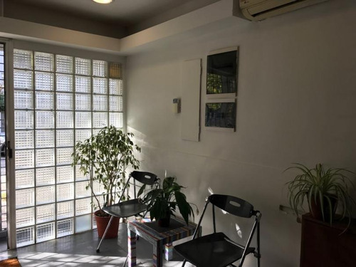 Imagen 9 de 11 de Venta Local Pocitos - Adaptado Para Estudio De Grabación