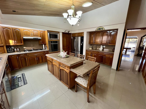 Casa En Venta En El Palomar