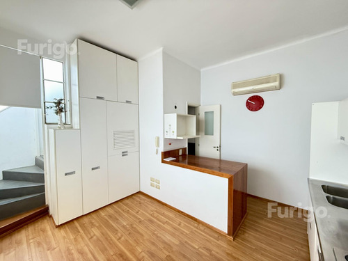Venta. Departamento Planta Alta De 3 Dormitorios Con Terraza