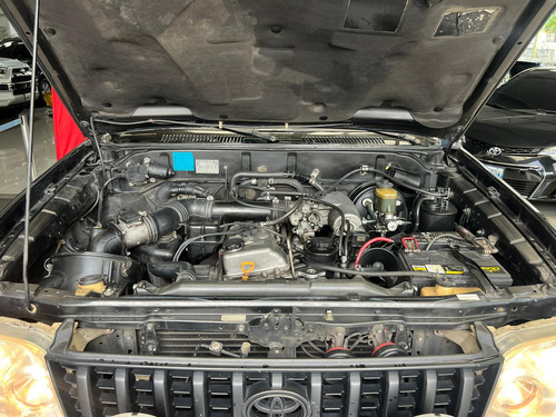 Toyota Meru 2007