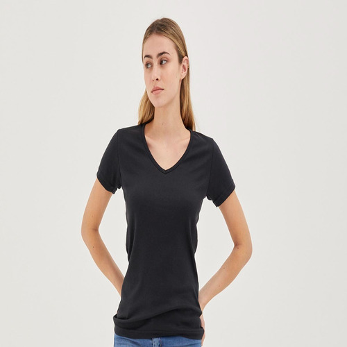 Cyber Monday Remera Mujer Escote V Art 4002 Tres Ases