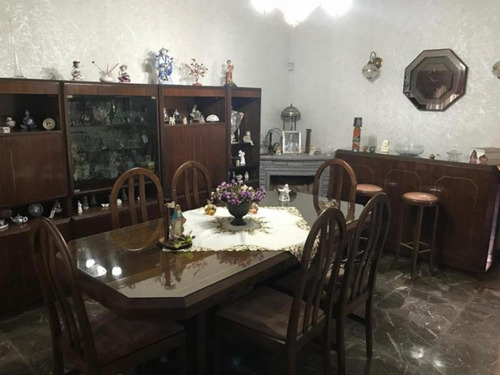 Imagen 10 de 25 de Excelente Chalet En Venta De 4 Ambientes Amplios, La Tablada