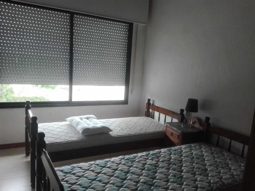 Apartamento En Venta De 3 Dormitorios