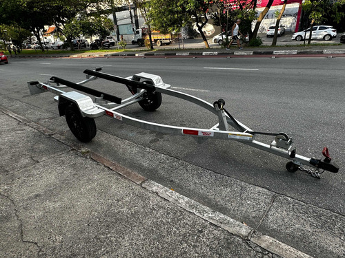Carretinha Usada Emplacada Para Jet Ski - Galvanizada