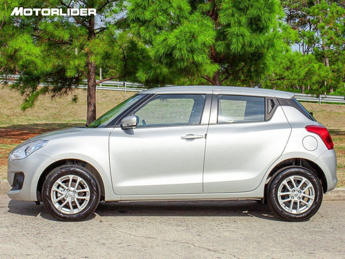 Imagen 2 de 25 de Suzuki Swift 1.2 Gl Extra Full 2023 0km | Permuta / Financia