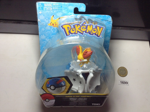 1699 Fennekin + Super Ball Tomy Original Pokechay