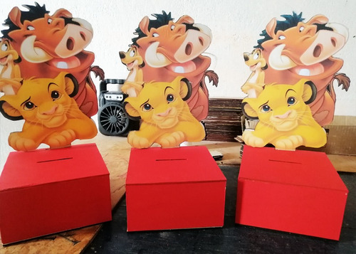 Alcancía Centro Mesa León 10 Recuerdos Fiesta Timon Y Pumba Animales Rojo