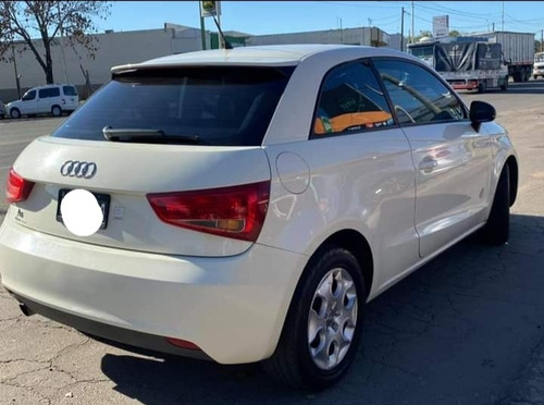 Imagen 2 de 4 de Audi A1 1.4 Ambition Tfsi 122cv 2012