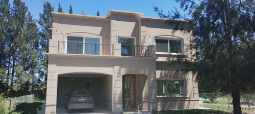 Casa En Venta En Coronel Brandsen - Dacal Bienes Raíces