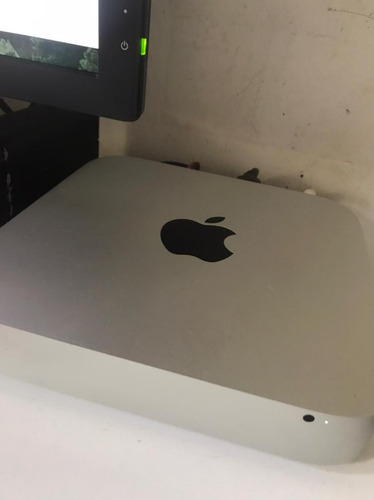 Mac Mini + Teclado Apple