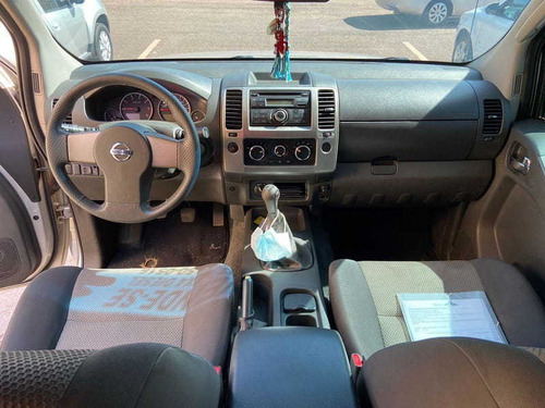 Imagem 10 de 11 de Nissan Frontier Sv Attack Cd 4x4 2.5 Tb Diesel 2013