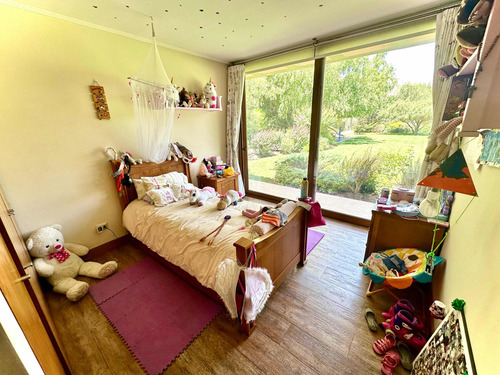 Vendo Moderna Casa Hormigón 6d 5b Orilla Cancha Las Brisas