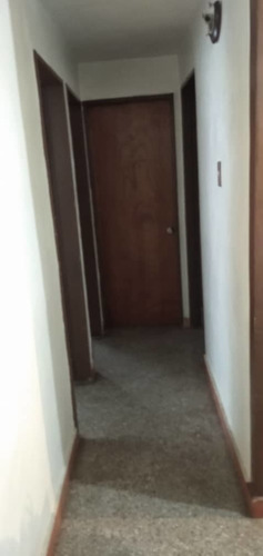 Imagen 2 de 9 de Apartamento En Venta Urb Cecilio Acosta El Paso Los Teques