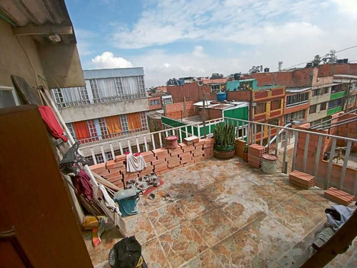 Imagen 16 de 20 de Venta De Casa Esquinera Rentable Cerca Al Parque Bella Vista Kennedy