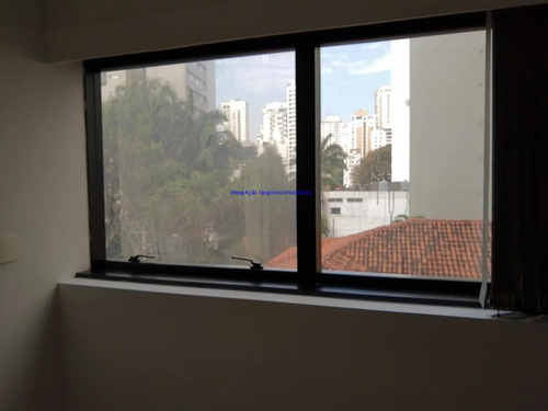 Imagem 4 de 10 de Conjunto Comercial 47m², 02 Banheiros E 01 Vaga Na Garagem. Condomínio Com Portaria E Segurança 24hrs. Excelente Localização Entre As Ruas Cardoso - 21112305 - 70323730
