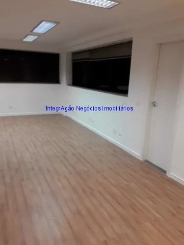 Imagem 8 de 10 de Conjunto Comercial 42.72m², 02 Banheiros E 01 Vaga Na Garagem. Condomínio Com Recepção E Segurança 24hrs. Excelente Localização - 21060703 - 69569390