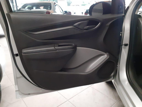 Imagem 8 de 11 de Chevrolet Onix 1.0 Joy Spe/4 Flex Manual