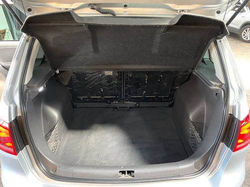 Imagen 19 de 23 de Volkswagen Suran 1.6l 2013