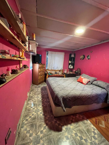 Venta De Casa , Con Patio En Av Principal, Ba (99889)