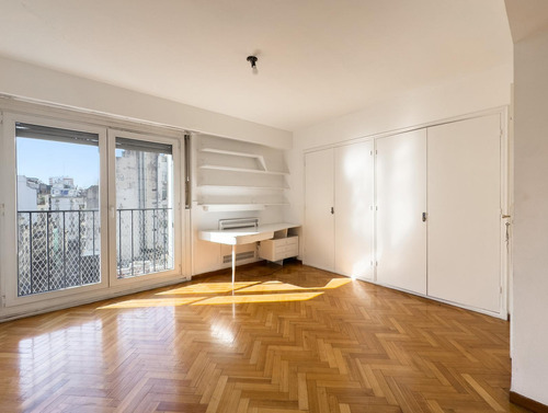 Amplisimo Departamento Refaccionado En Venta Con Cochera - Recoleta
