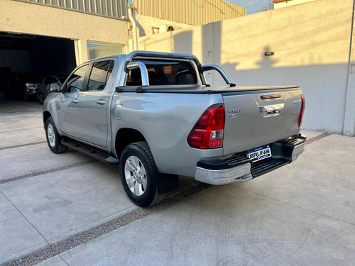 Toyota Hilux 2.4 Cd Sr 150cv 4x2