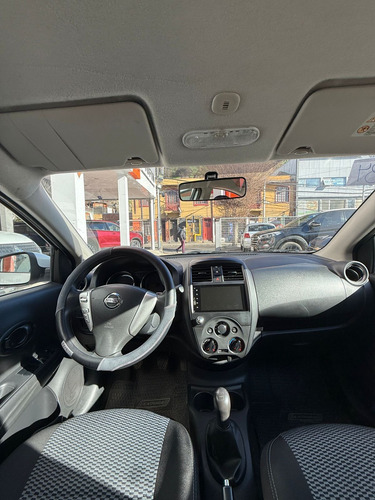 Nissan Versa Sense Mt