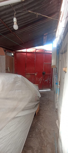 Casa Con 2 Dptos Interiores Y Local Comercial