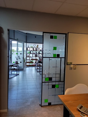 Muy Lindo Local En Venta En Complejo Verdi 57