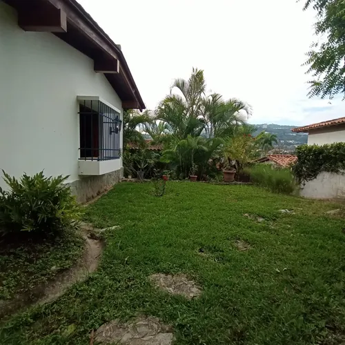 Prado Del Este (fm)