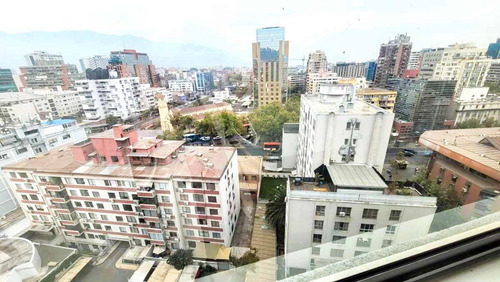 Increíble Oficina A Pasos De Metro Los Leones, 40 M2 Estaci