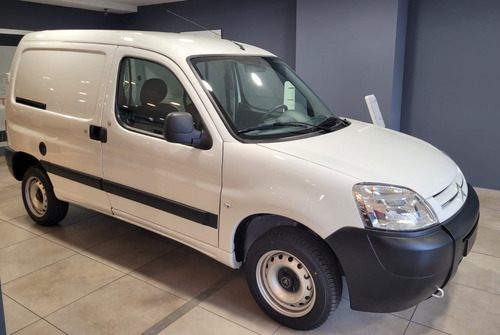 Imagen 2 de 25 de Citroen Berlingo Furgón Nafta 0km - Darc Citroen Autos