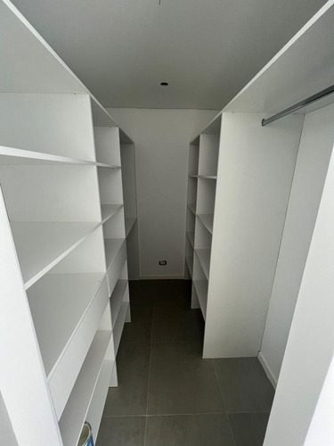 Imagen 9 de 13 de Alquiler Duplex 4 Ambientes - Parque Leloir