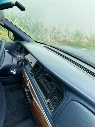Ford Grand Marquis Ls Análogo At