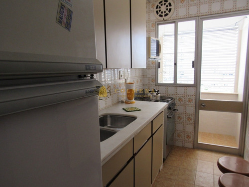 Apartamento En Venta Y Alquiler. Excelente Ubicación- Ref: 3383