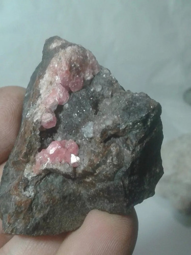 355 Se Vende Piedra Rodocrusita En Su Formacion Natural T.m
