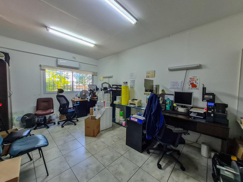 Deposito En Alquiler Con Oficinas, Para Empresa Productiva / Laboratorio Habilitable Anmat, Próximo A Panamericana Y A Unicenter
