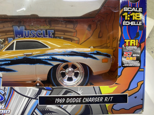 Muscle Machines Radio Control Charger, Rt 69 Nuevo (Usado)