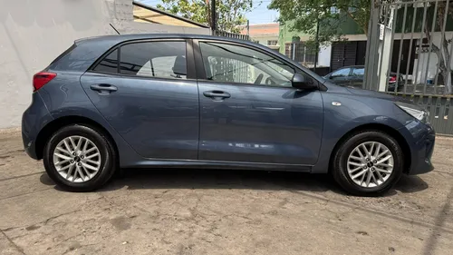 Kia Rio 1.6 Lx Hatchback Mt