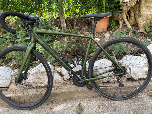 Bicicleta Gravel Cannondale Topstone Shimano 105