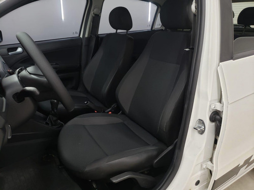 Imagem 5 de 14 de Volkswagen Gol Gol 1.0 Flex 12v 5p Flex Manual 2018 2019